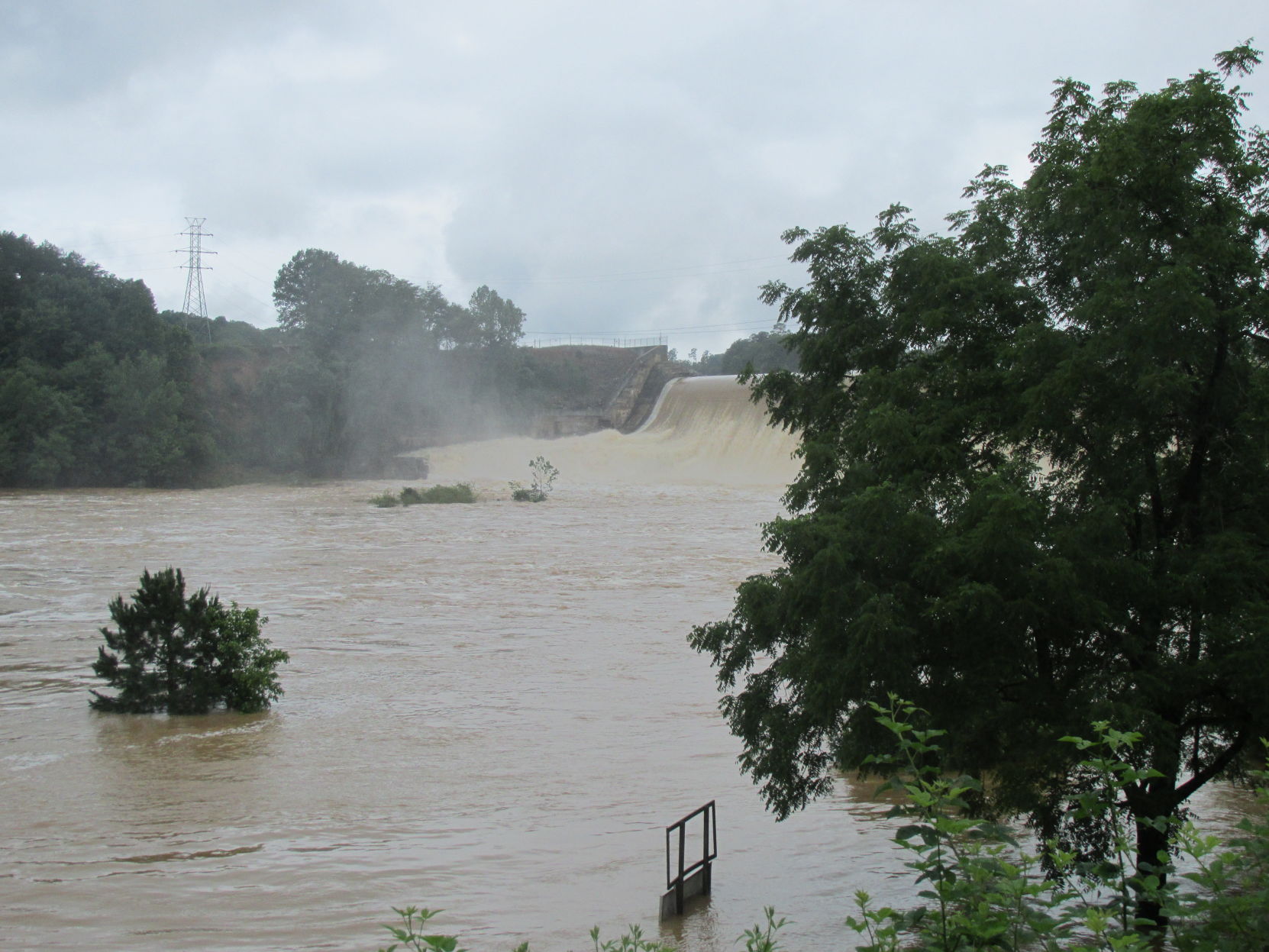 Lookout Dam (8).JPG